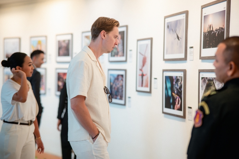 ครั้งแรกกับนิทรรศการภาพถ่าย ‘Unseen Moments’ หลากแง่มุมชีวิตทหารผ่านเลนส์ 14-26 ม.ค. 68